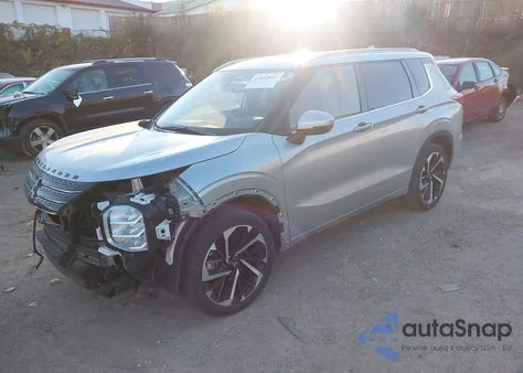 2022 Mitsubishi Outlander Sel Special Edition S-Awc z USA, uszkodzony, nr VIN JA4J4VA82NZ089805